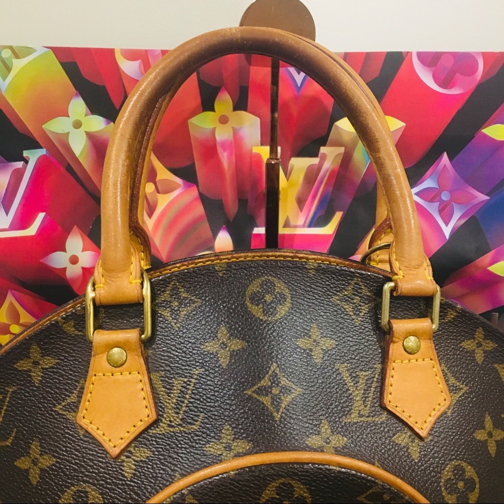 โ SOLD โ ๐ฏ Authentic Louis Vuitton Ellipse GM - Picture 9 of 14